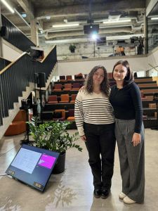 C7DA885F-1905-4288-94CE-678E97A1471E